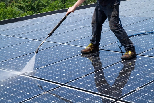Maximizing Rooftop Solar Efficiency: Tips and Best Practices for Homes & Offices